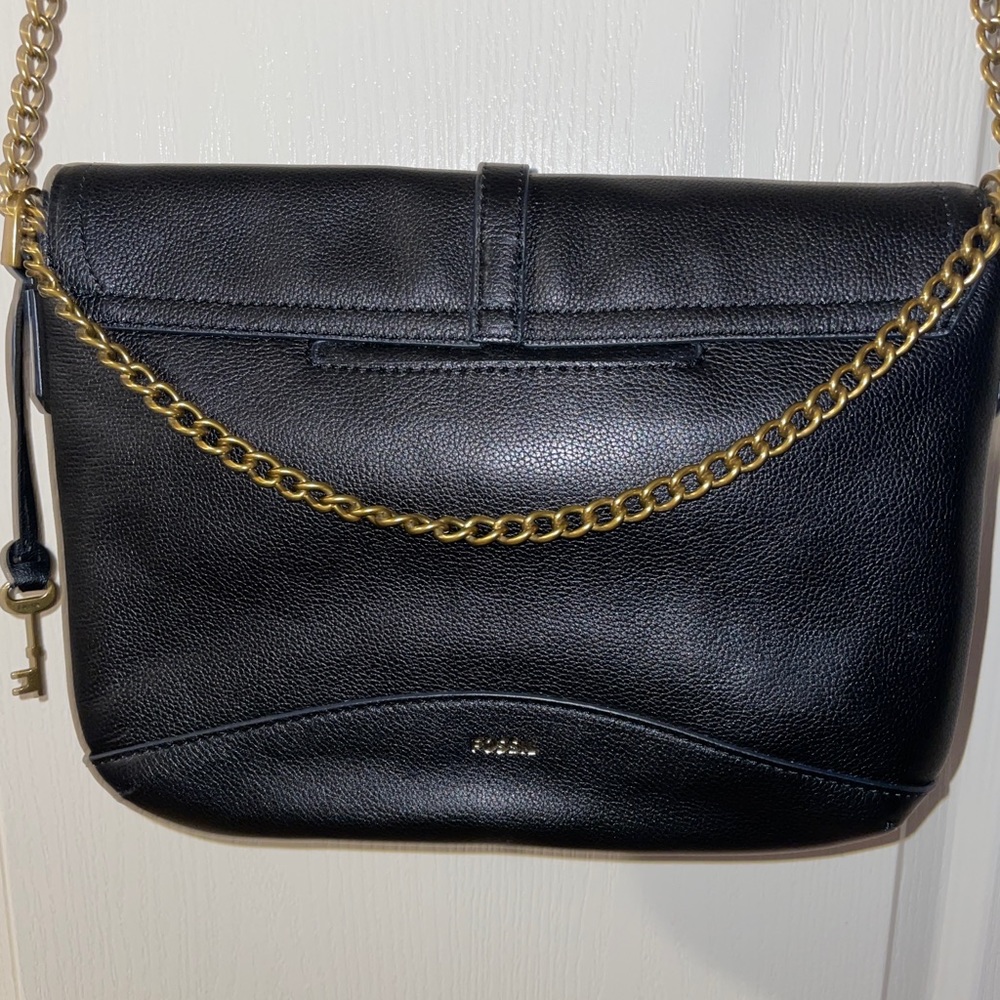 Fossil purse